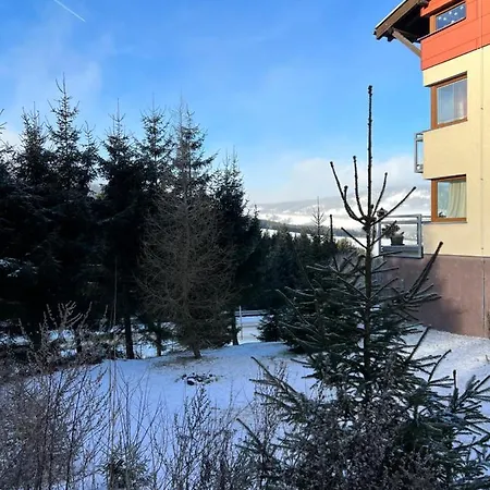 公寓 Utulny Jednopokojovy V Alpskem Stylu Na Klinovci Loučná pod Klínovcem